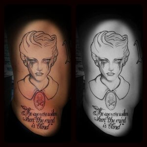 Crown Tattoos image 4