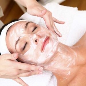 De Massage &amp; Beautybrigade image 3