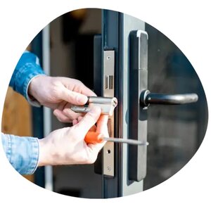 TB Bouw en Slotenservice image 2