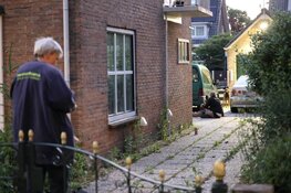 Hulpdiensten vallen in woning binnen: 'opgesloten hond op de vlucht'