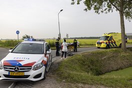 Wielrenner gewond na botsing met auto in Zwanenburg