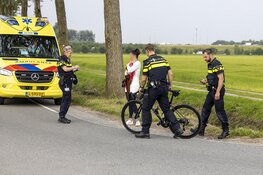 Wielrenner gewond na botsing met auto in Zwanenburg