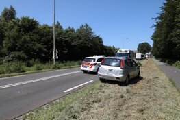 Ongeluk tussen auto en motor in Aalsmeer