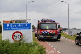Zinkend bootje in Rijsenhout: hulpdiensten onderzoeken mogelijk persoon ter water