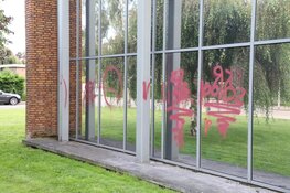 Vandalen bekladden school in Aalsmeer