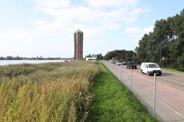 Opbouw vuurwerkshow Aalsmeer begonnen