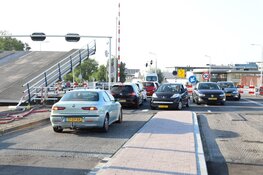 Storing Aalsmeerderbrug zorgt voor verkeerschaos