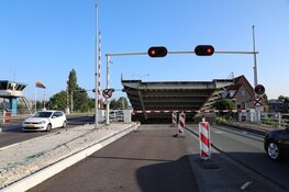 Storing Aalsmeerderbrug zorgt voor verkeerschaos