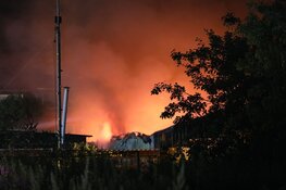 Grote brand in loods in Hoofddorp