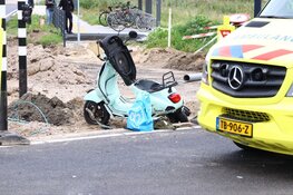 Ongeval tussen snorscooter en bus in Uithoorn