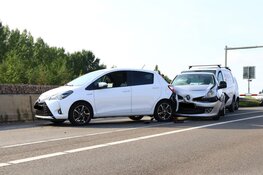 Kettingbotsing bij tunnel Uithoorn veroorzaakt veel verkeershinder