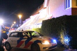 Brand in dak van woning Aalsmeer