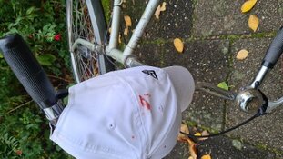 Verdachte van mishandelingen gezocht!