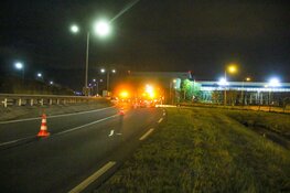 Auto te water bij Oude Meer