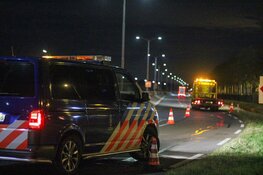 Auto te water bij Oude Meer