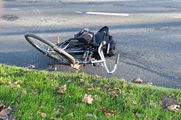 Fietser geschept in Hoofddorp, politie doet onderzoek