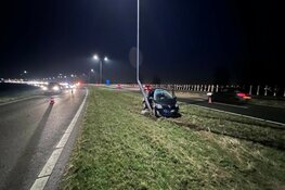 Auto gecrasht in Vijfhuizen