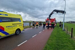 Hulpdiensten groots uitgerukt voor  gedumpte auto onderdelen in Ringvaart