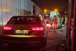 Brand bij kassenbedrijf in Aalsmeer, gewonde naar ziekenhuis