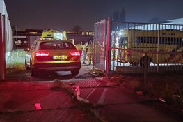 Brand bij kassenbedrijf in Aalsmeer, gewonde naar ziekenhuis
