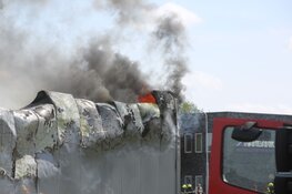 Zeer grote brand op bedrijventerrein in Cruquius
