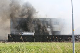 Zeer grote brand op bedrijventerrein in Cruquius