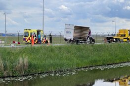 Ongeval met verhuiswagen in Lijnden