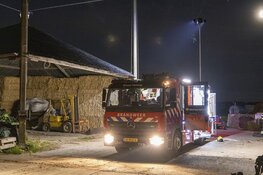 Brandweer groots uitgerukt voor buitenbrand aan de Rijnlanderweg