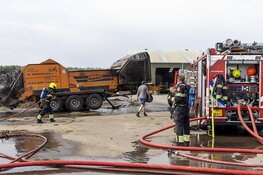 Veel rookontwikkeling bij brand in groenvoertuig in Lijnden