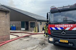 Brand bij boeren bedrijf in Hillegom