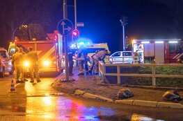 Auto te water in Hoofddorp, één gewonde