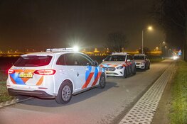 Helikopter assisteert bij zoektocht naar vluchtstrookloper in Zwanenburg