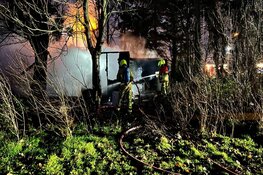 Brand in Badhoevedorp, hondentrainingsgebouw in brand