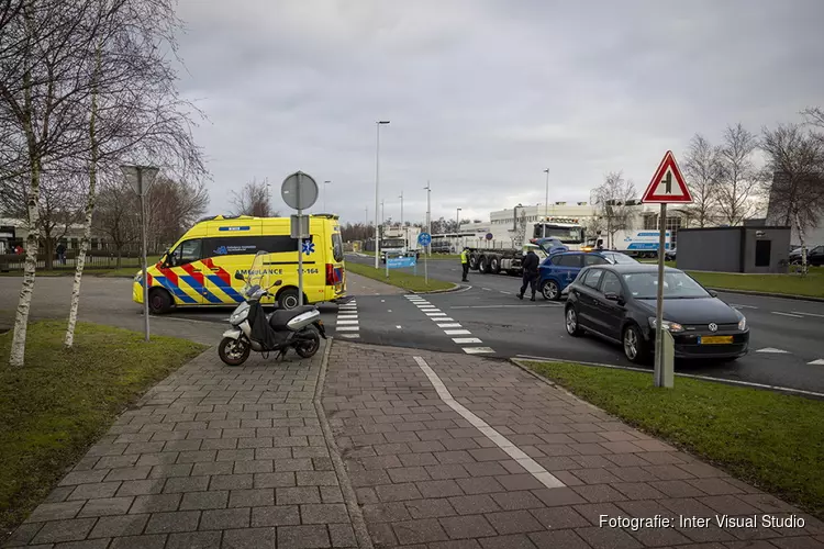 Scooterrijder gewond bij ongeval op de Cateringweg Schiphol