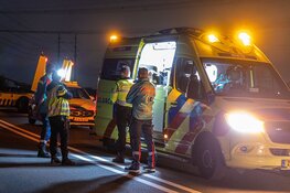 Auto te water gereden in Nieuw-Vennep