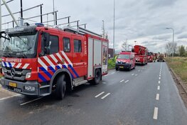 Brandweer paraat bij Liander in Vijfhuizen