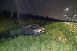 Automobilist aangehouden na ongeval op de Drie Merenweg in Zwaanshoek
