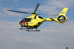 Auto te water in Hoofddorp, twee gewonden