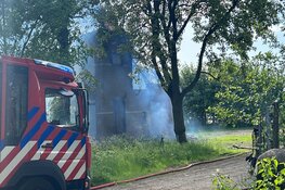 Opnieuw brand in leegstaand pand Hoofddorp, Hoofdweg afgesloten