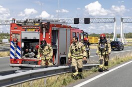 Vuilwagen in de brand gevlogen op knooppunt Raasdorp
