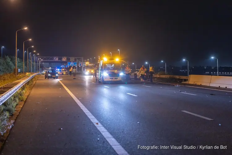 A9 dicht na nachtelijke botsing vlak voor Rottepolderplein