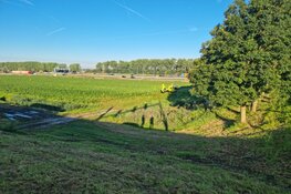 Botsing tussen twee auto`s in Leimuiderbrug, N207 dicht