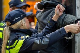 Aanhoudingen in onderzoek naar openlijke geweldpleging, diefstal met geweld en poging straatroof