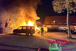 Elektrische auto in brand in Hoofddorp