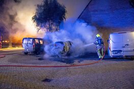 Elektrische auto in brand in Hoofddorp