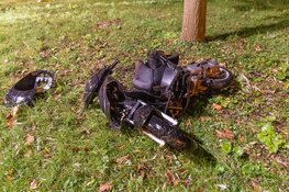 Ravage na aanrijding in Nieuw-Vennep