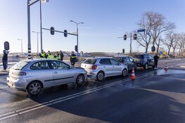 Vier voertuigen betrokken bij ongeval op de N232 bij Badhoevedorp