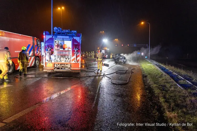 Ernstig ongeval op A4 bij Weteringbrug, weg uren dicht