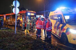 Fietser aangereden door lijnbus in Hoofddorp