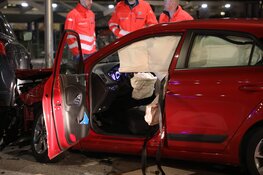 Ongeval in Aalsmeer: twee auto's total loss